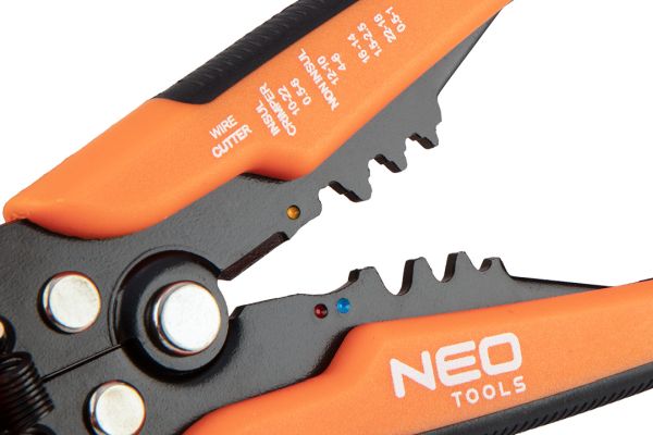 NEO Tools Automaatne isolatsioonikoorija 200 mm, otsmine