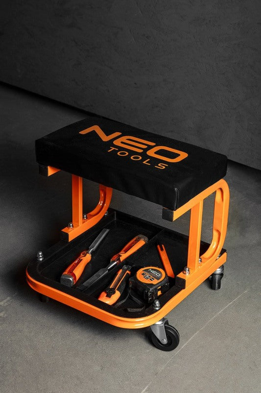 NEO Tools Ratastel töökojapink tööriistariiuliga