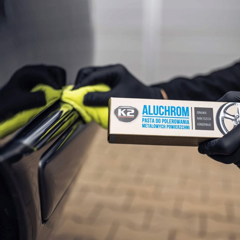 K2 Aluchrom poleerimispasta kroomile ja värvilistele metallidele