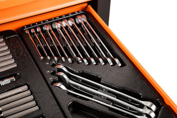 NEO Tools Töökojakapp, 5 sahtlit + 117 tööriista