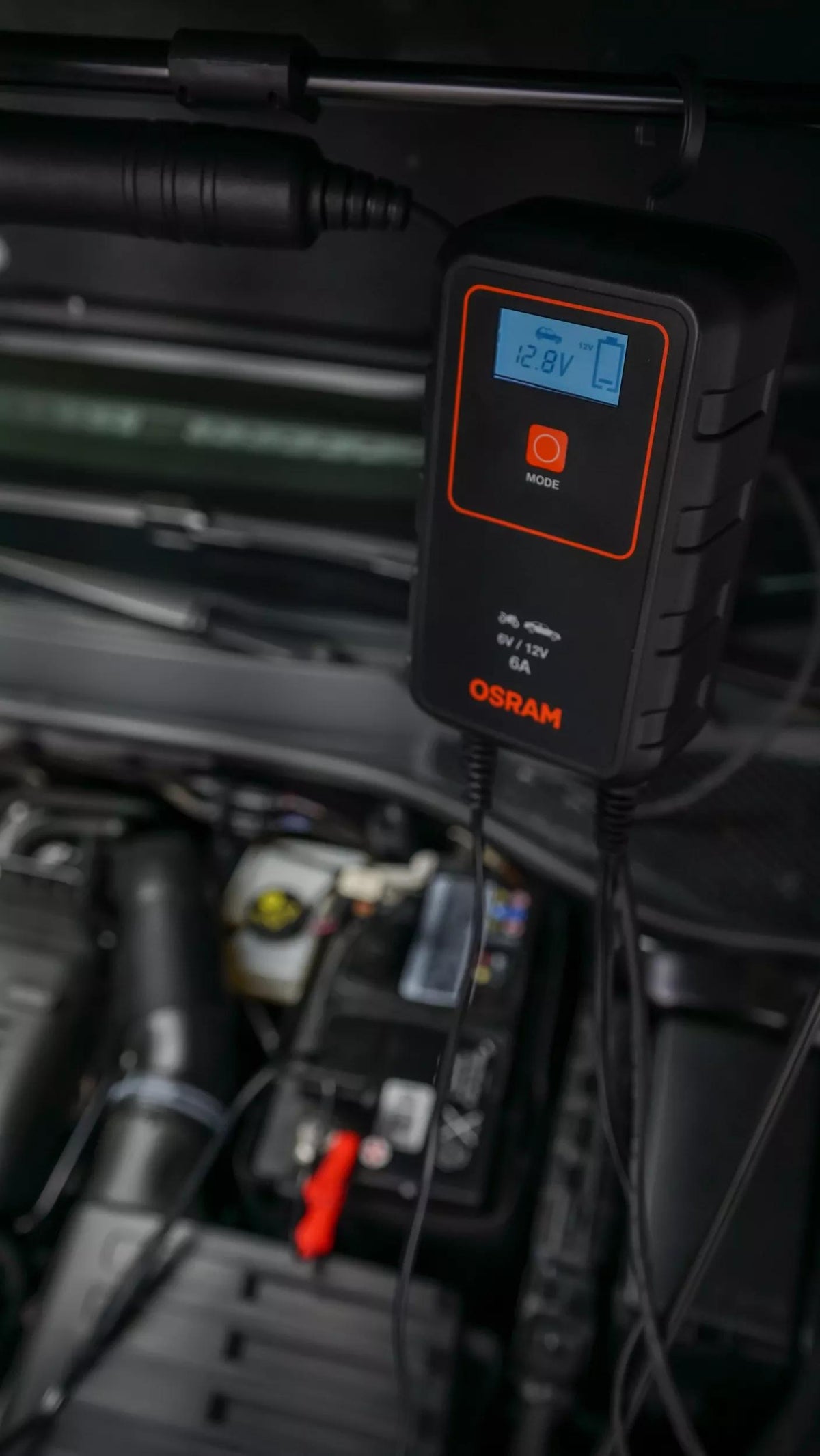 OSRAM BATTERYcharge 908 akulaadija