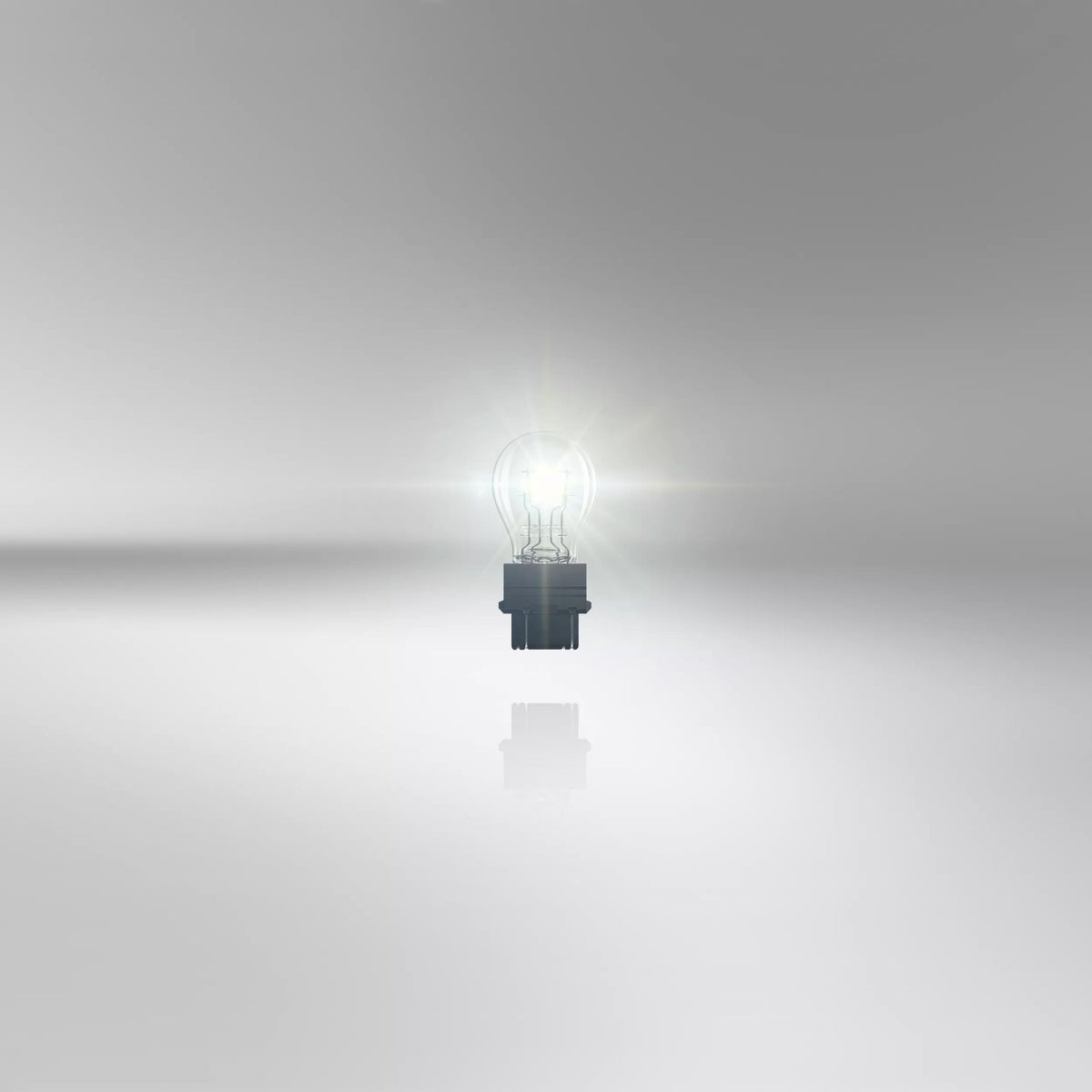 OSRAM ORIGINAL P27/7W 12 V 27/7 W signaalpirn