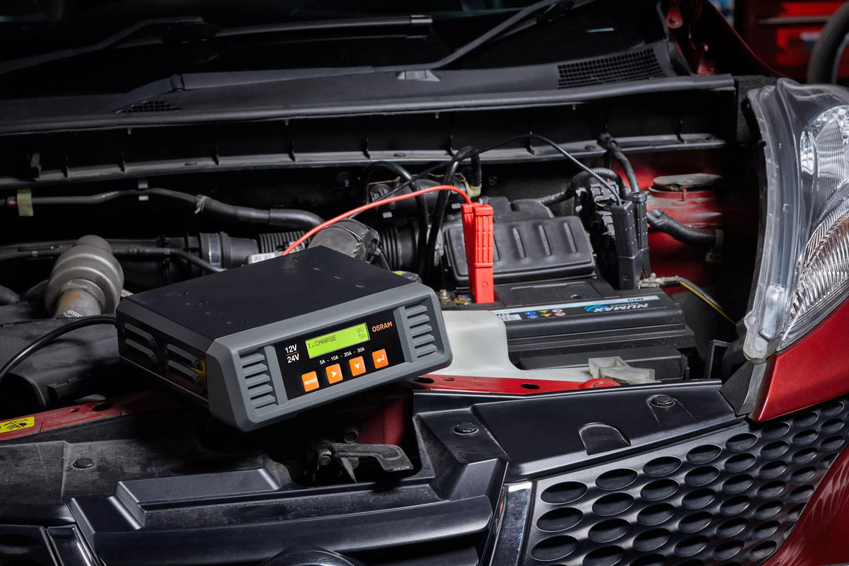 OSRAM BATTERYcharge PRO 30A akulaadija