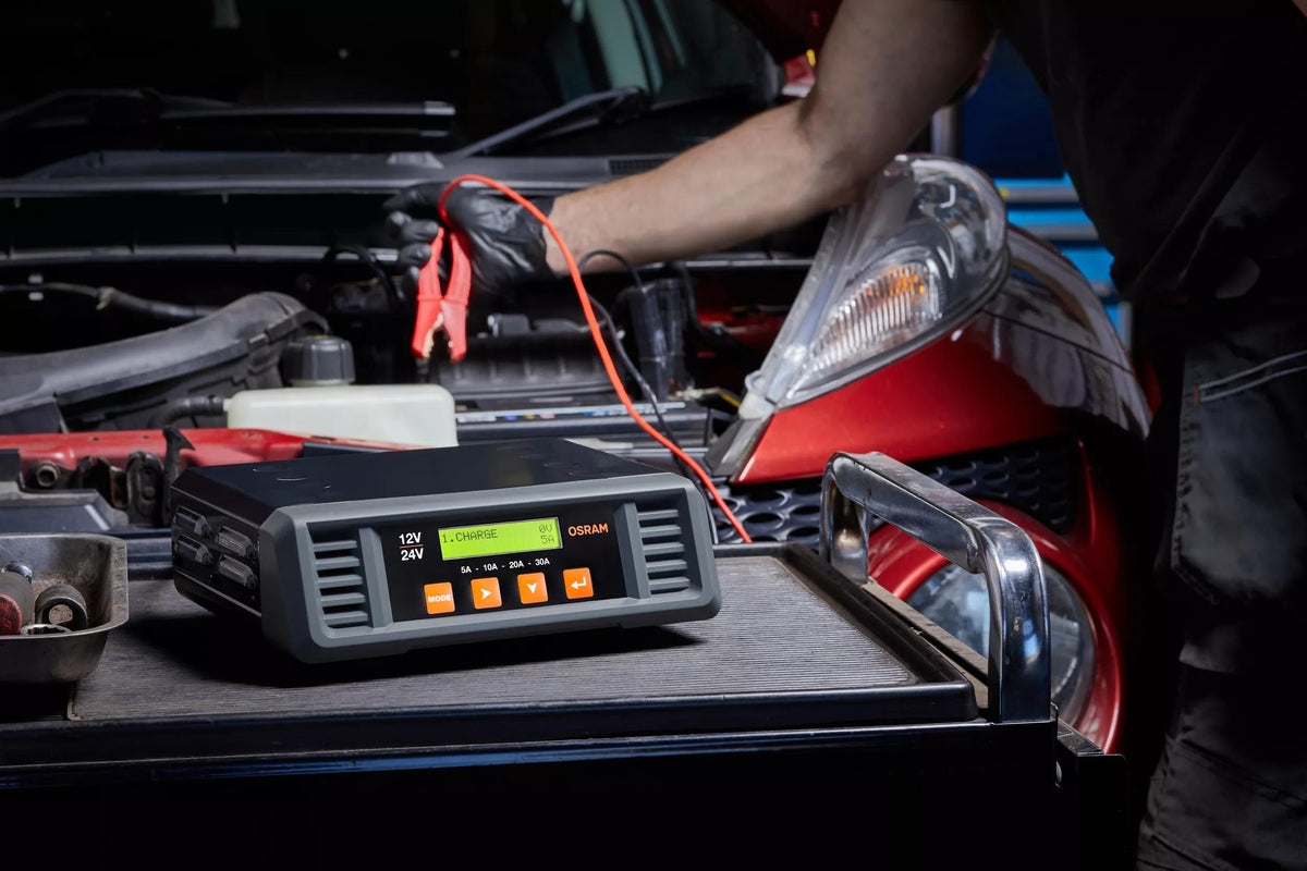 OSRAM BATTERYcharge PRO 30A akulaadija
