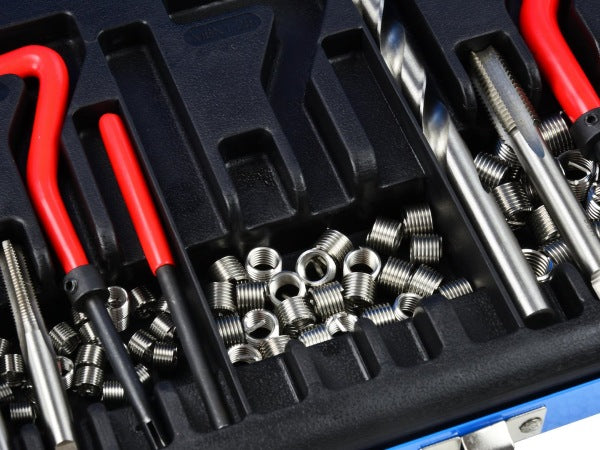 Geko Katkiste keermete parandamise komplekt M5-M12 131 osa