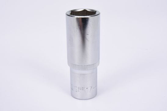 YATO Padrun 3/8 17 mm kuuskant pikk