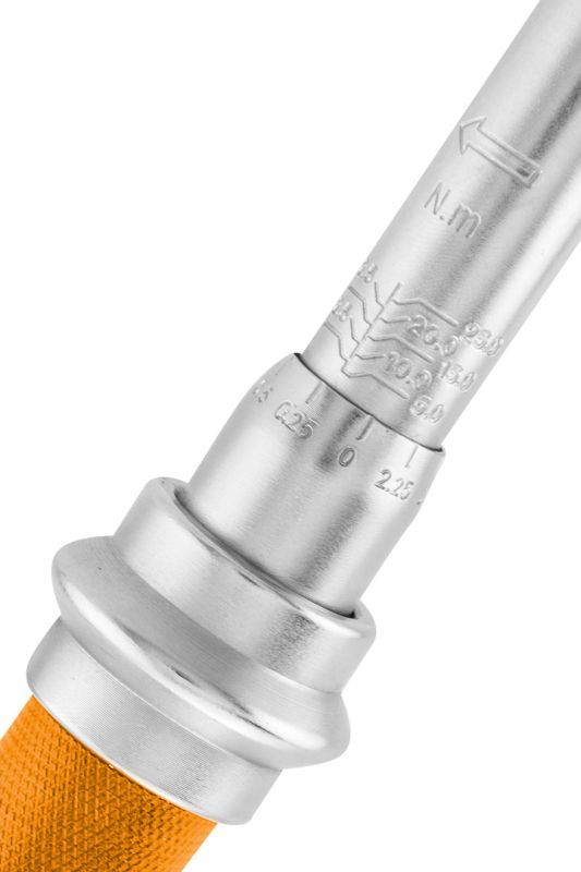 NEO Tools Kahesuunaline momentvõti 1/4, 5-25 Nm, 21 osa