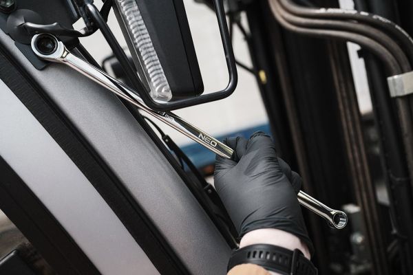 NEO Tools Räikmehhanismiga pikad silmusvõtmed, 6 osa, 8-19 mm, pehme kott