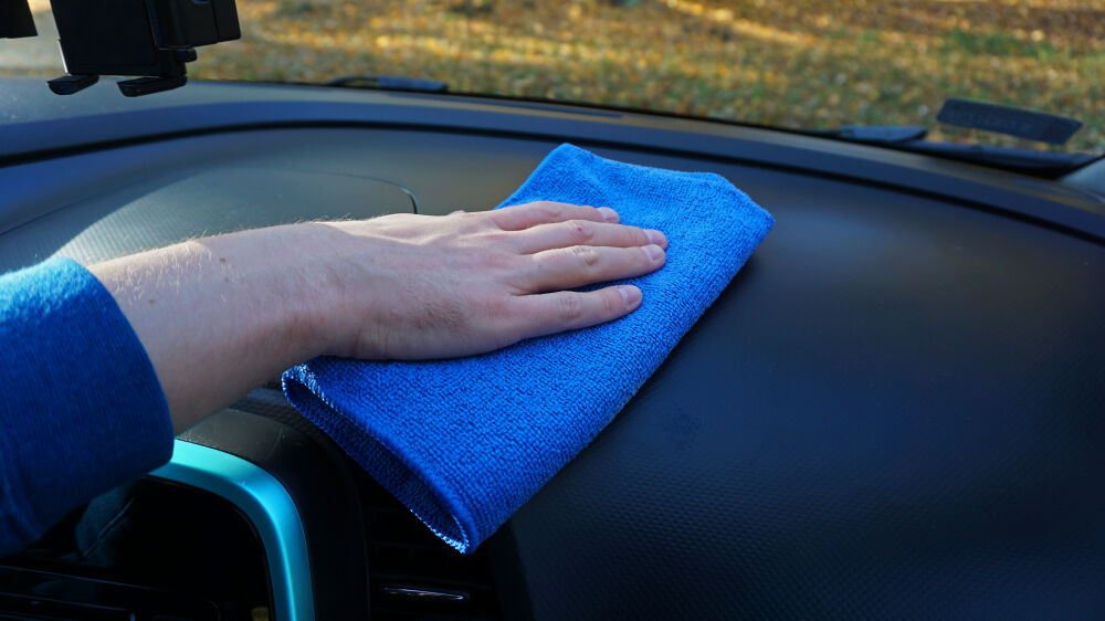 Moje Auto Läikiv kokpitihooldusvahend, värske