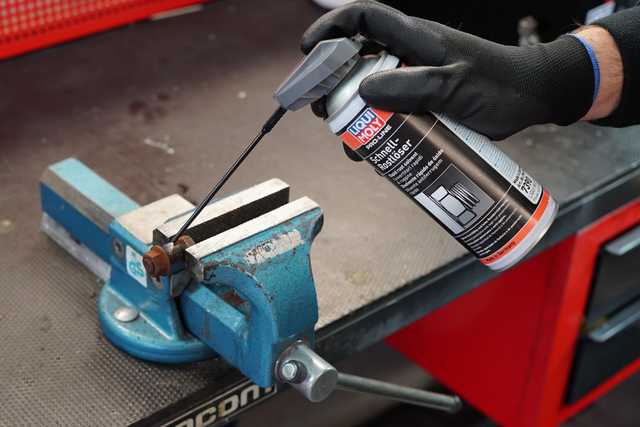 Liqui Moly Pro-Line Rapid Rust Solvent kiire roostelahusti