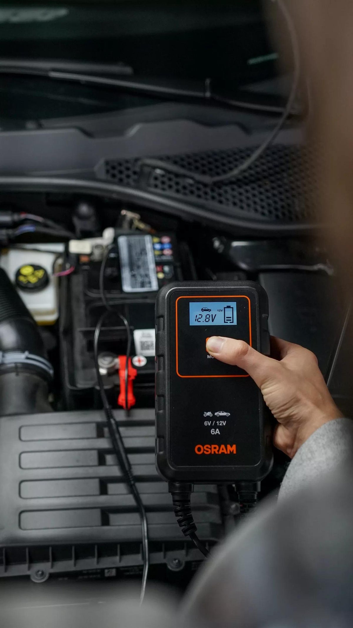 OSRAM BATTERYcharge 908 akulaadija