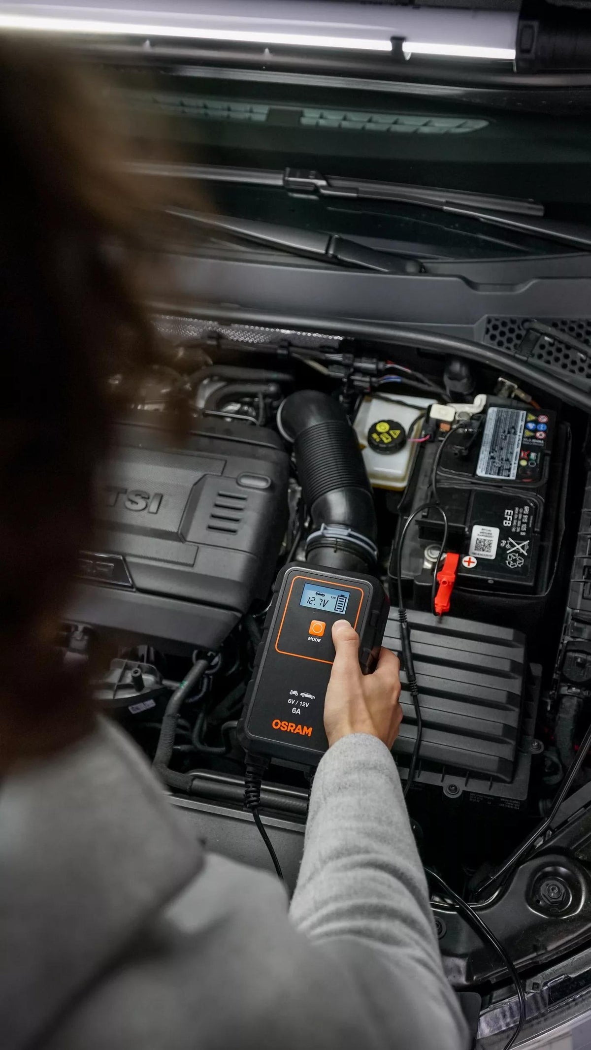 OSRAM BATTERYcharge 908 akulaadija