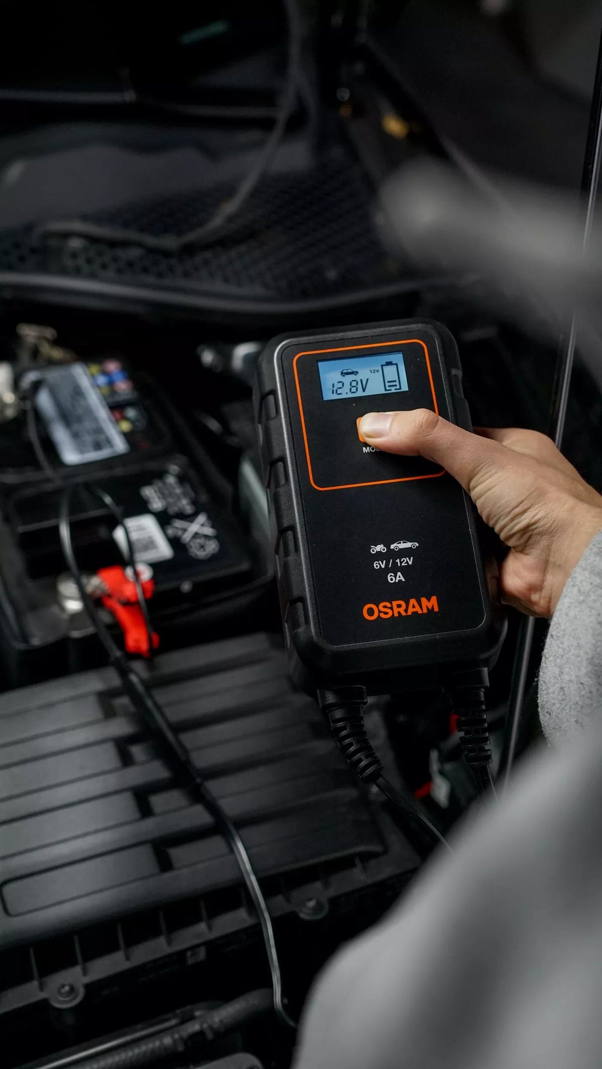 OSRAM BATTERYcharge 908 akulaadija